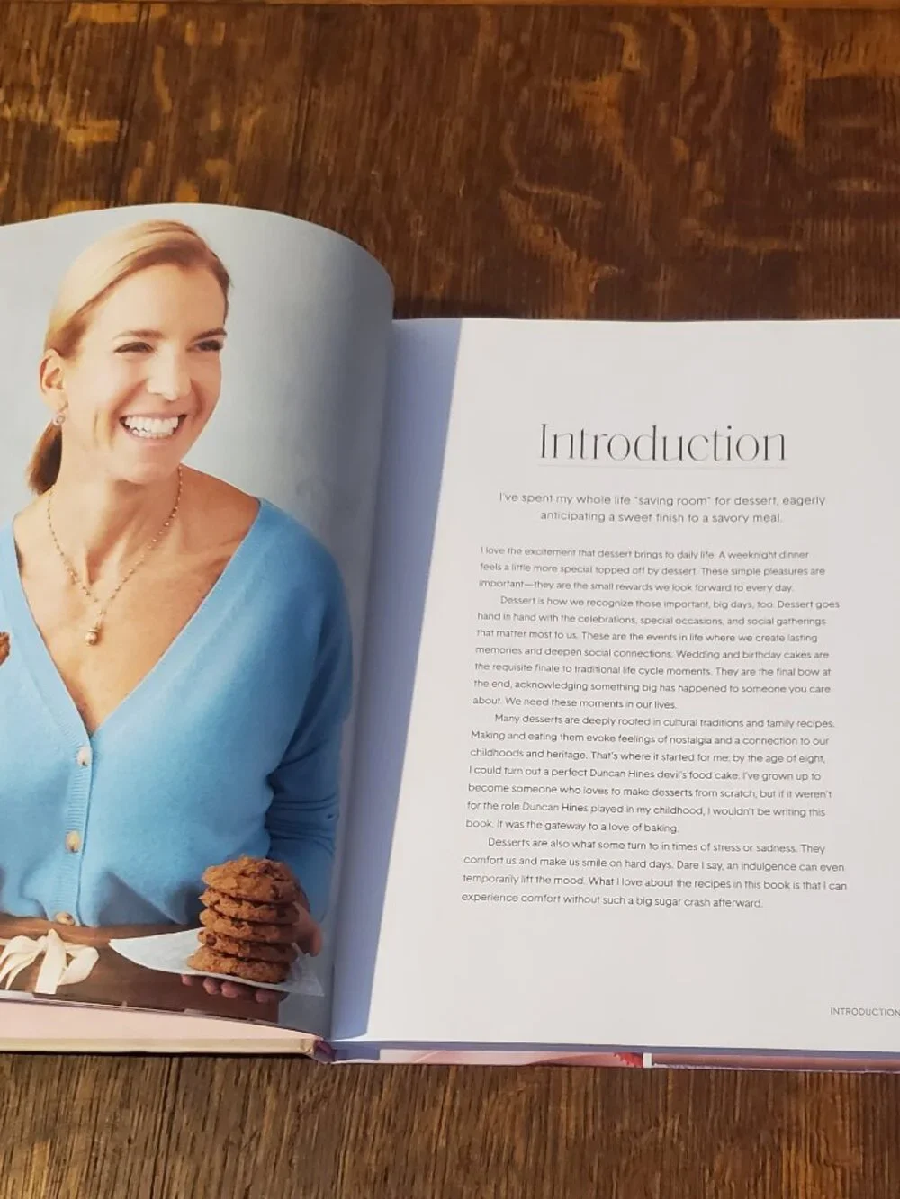 Not Too Sweet: 100 Dessert Recipes for Those Who Want More...Jessica Seinfeld